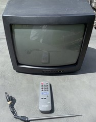Vintage 1999 Sharp 13L-M100 CRT TV Front Inputs Retro Gaming w Remote & Antenna