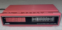 Vintage Sonic CR-100B Pink Clock Radio 1980s Retro Memphis Vaporwave Decor