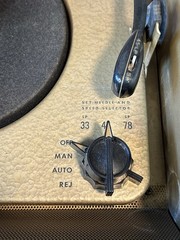 VINTAGE PHILCO 1945-55 PHONOGRAPH Record Player *TESTED WORKS*