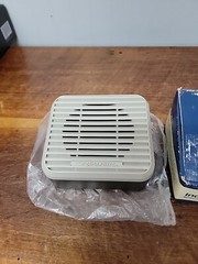 Radio Shack, Realistic, Indoor/Outdoor Speaker, 40-1227A.