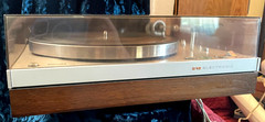 Great Condition Vintage Philips 212 Electronic Turntable -Cleaned and Serviced