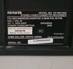 Aiwa: HV-MX100U – VHS Multisystem – PAL NTSC – Remote – Parts or Repair Only