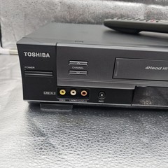 Toshiba W-627 4-Head Hi-Fi VHS VCR Video Cassette Recorder w/ Remote Tested