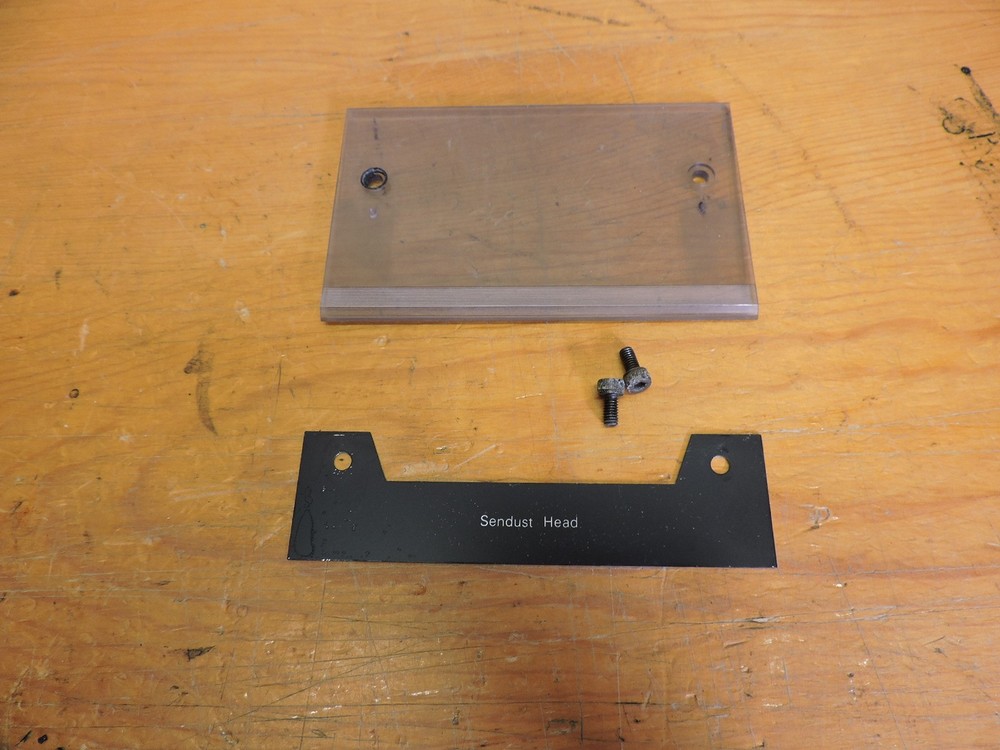 NAD 6040 Cassette Deck Part – Cassette Transport Door parts