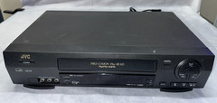 JVC HR-VP690U VCR Plus+ VHS Player (NO REMOTE) USED/WORKS