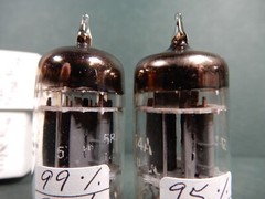 GE Gray Plate Triple Mica Support Rod JG-5814A Vacuum Tubes (2) Strong! 1958