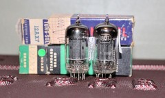 TUNG SOL USA 12AX7 ECC83 PERFECT MATCH PAIR RARE BLK PLT NOS+ NIB 1940’S