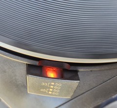 Hitachi Direct Drive Turntable HT-350 Great Cosmetic And Working Condition Japan