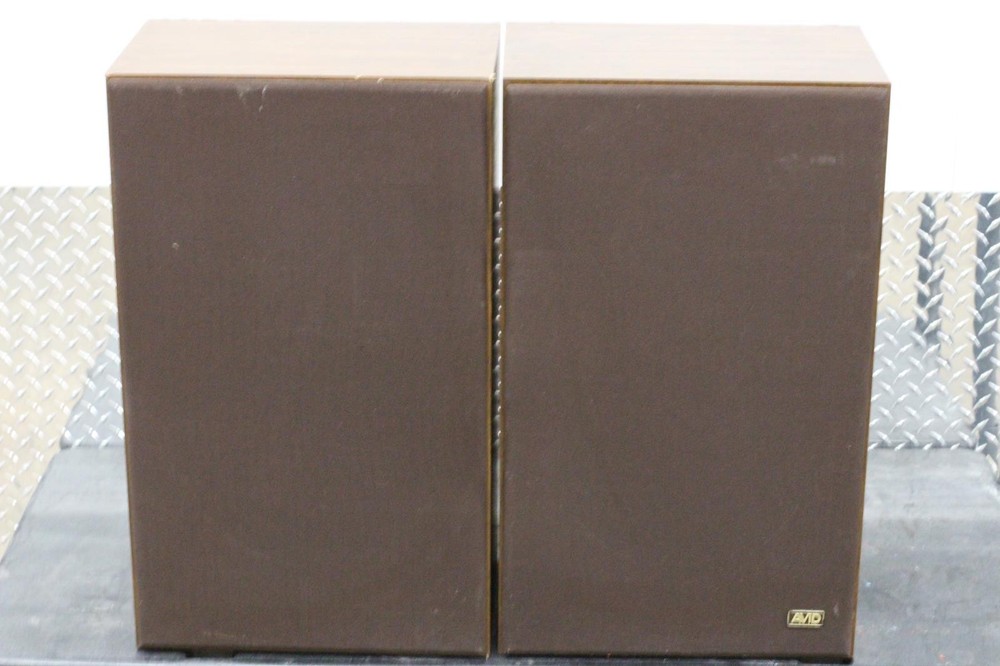 Avid Model 102 Floor Speaker Pair