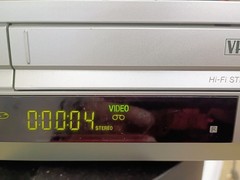 Sony SLV-D370P VCR DVD Combo Player Silver – NO REMOTE – DVD VCR COMBO