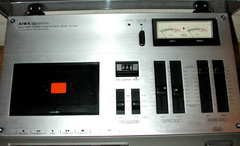 VINTAGE AIWA SOLID STATE STEREO CASSETTE DECK MODEL AD-1250 – POWERS ON – NICE!
