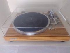PIONEER PL-514 TURNTABLE- Belt Drive. Restored w Red Oak Veneer Serviced