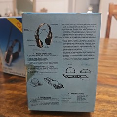 NIB VTG Shye Mini Headphone Radio HP-1000 AM/FM Stereo 80s Deadstock Silver.READ