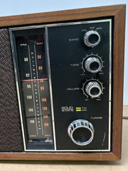Lafayette AM/FM Plug in Wood Cabinet Tabletop Radio 99-35644W Japan Tested