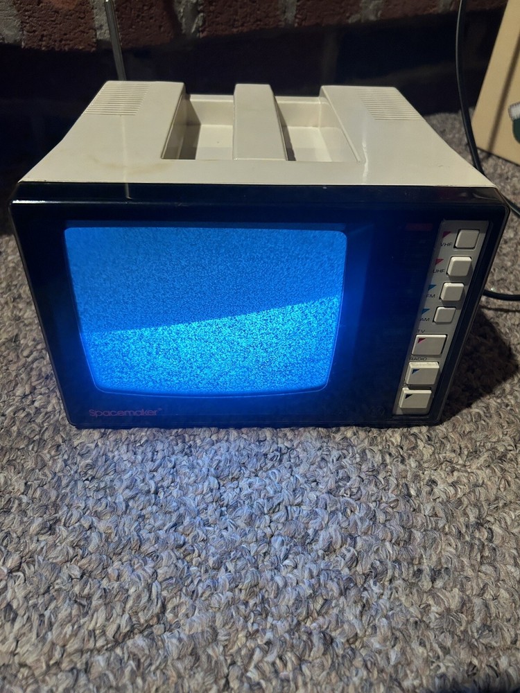GE Spacemaker Vintage Television 5” 7-7160A Am/fm Radio Mountable CRT TV VIDEO