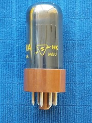 NOS NIB Sylvania 6V6GTA Vacuum Tube USA VTG – Brown Base Smoked Glass Gm Tested