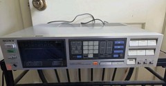 Sony STR-VX750 FM Stereo/FM-AM Receiver AV Computer Control Center