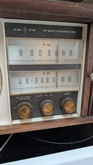 Westinghouse AM/FM Table Radio H779N7 Contemporary Walnut Wood Cabinet