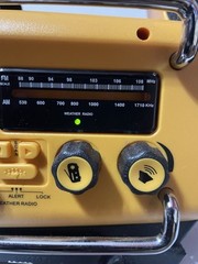 Vector Manufacturing Ltd, TV, FM Radio DC 12 V Battery Size C With Power Cord