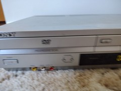 Sony SLV-D370P DVD/VCR VHS Recorder Combo Player Hi-Fi Stereo No Remote Works