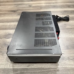 NAD 3125 Stereo Amplifier Vintage LEFT CHANNEL BROKE ( DAMAGED CASE )
