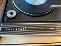 Vintage Panasonic SG-635 Portable Stereo Record Player Phonograph AC/Battery 4-S