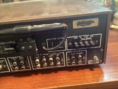 VINTAGE MARANTZ 2235 stereo receiver works well needs back blue lights speakers?