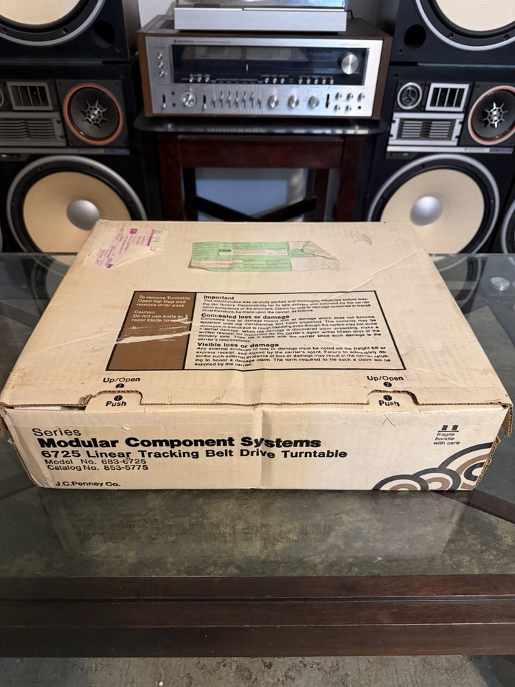 MCS 6725 Linear Tracking Belt Drive Turntable NOS In Box NEW Broken Cover