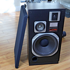 1- Vintage Kenwood JL-730W 3-Way Floor Speaker 130W Made In USA..