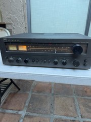 NAD 7045 stereo receiver good
