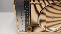 Zenith High Fidelity Automatic Frequency Control AM/FM Tube Radio: Powers ON