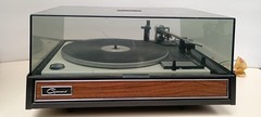 Garrard Model 62 Turntable Works Has many scratches