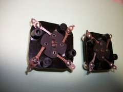 Pair of 4 pin UX-4 breadboard tube sockets from the late 1920s.