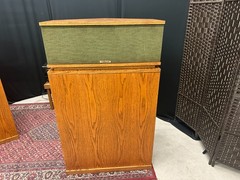 For Sale: Matched Pair of 1986 Klipschorn AK-2 Speakers