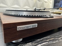 CONCEPT 2QD QUARTZ-LOCKED DIRECT DRIVE TURNTABLE – VINTAGE AUDIO