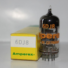1 x NOS Amperex 6DJ8 Tube