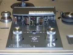 AKAI 1710W four track stereo mono tape recorder – SPEAKERS – ORIGINAL BOX – BOOK