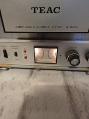 Vintage TEAC A-1600U Stereo Tape Deck Reel To Reel Recorder Player READ