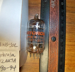 Strong Motorola by TUNG-SOL Long Gray Plate Angled D Getter 12AX7 / ECC83 Tube