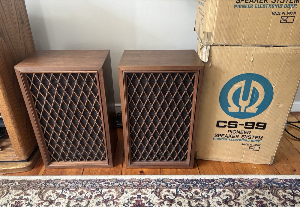 Pair Pioneer CS-99 Speakers with Boxes