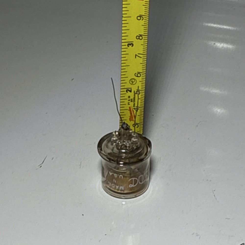 Vintage Glass Electron Tube Model 932 MPN 932 Electronic Component Made in USA