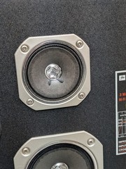 Fisher DS-810 3-Way Bass Reflex Hi-Fi Studio Standard 5-50W 8 OHM Speaker (Pair)