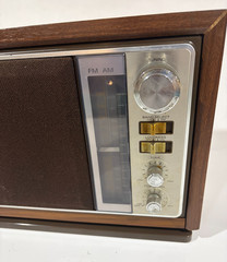 Vintage Sony FM AM Tabletop Radio Wood Grain Model ICF-9740W Retro 1970s Works