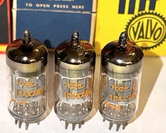 (1) Amperex By Mullard Blackburn LOW NOISE 12AX7 7025 E83CC Tube W/Matched Codes