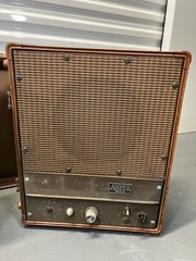 Pair of Vintage Ampex 620 Tube Amplifier Speaker Suitcase Powered FOR PARTS