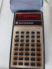 Vintage 1976 Texas Instruments TI-30 RED LED Calculator w/ Case Tested
