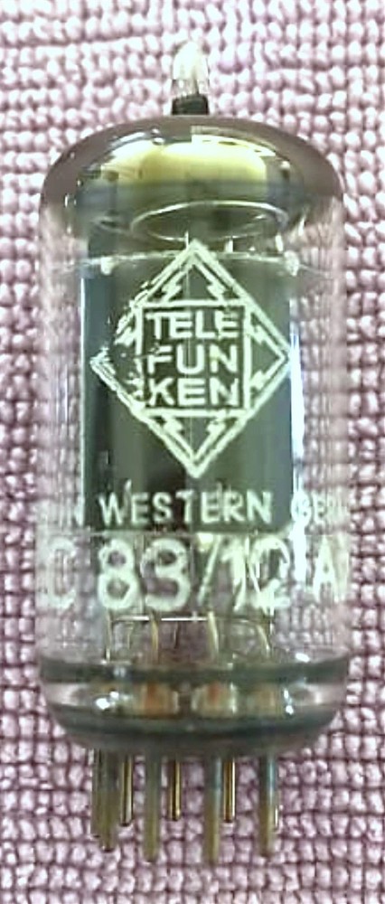 1 Strong Very Nice Telefunken Smooth Plate 12AX7 tube #A20