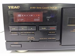 Vtg TEAC R-560 Cassette Tape Deck Player