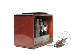 Vintage DeWald Miniature Tombstone Radio w/Stunning Piano Lacquer Finish * Works