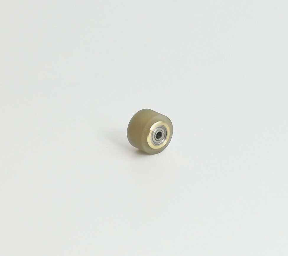 NEW PINCH ROLLER FOR SMALL PIONEER CT-F1250 WITH BEARINGS (ATHAN)